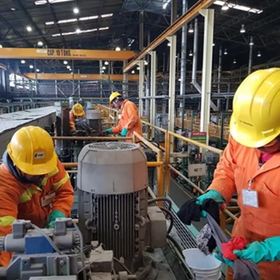 Limpieza especializada de maquinaria industrial