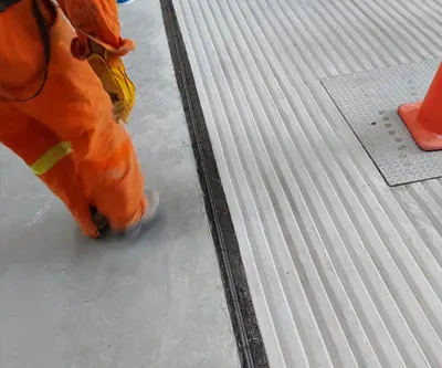 Colocación de varilla con soporte para aumentar la capacidad a la tension