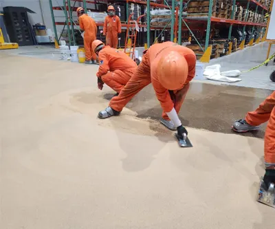 Resiana epóxica en pisos industriales Grupo Rex