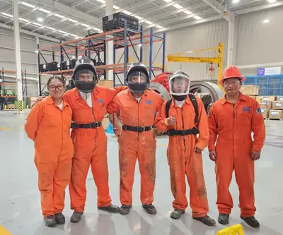  Limpieza  y decapados industriales con equipo especializado