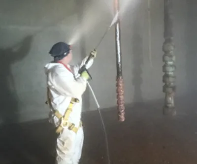 Limpieza de cisterna industrial