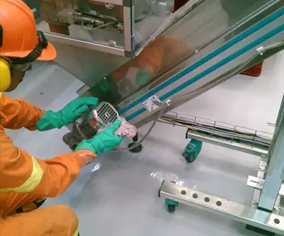 Limpieza profunda en áreas de producción Querétaro
